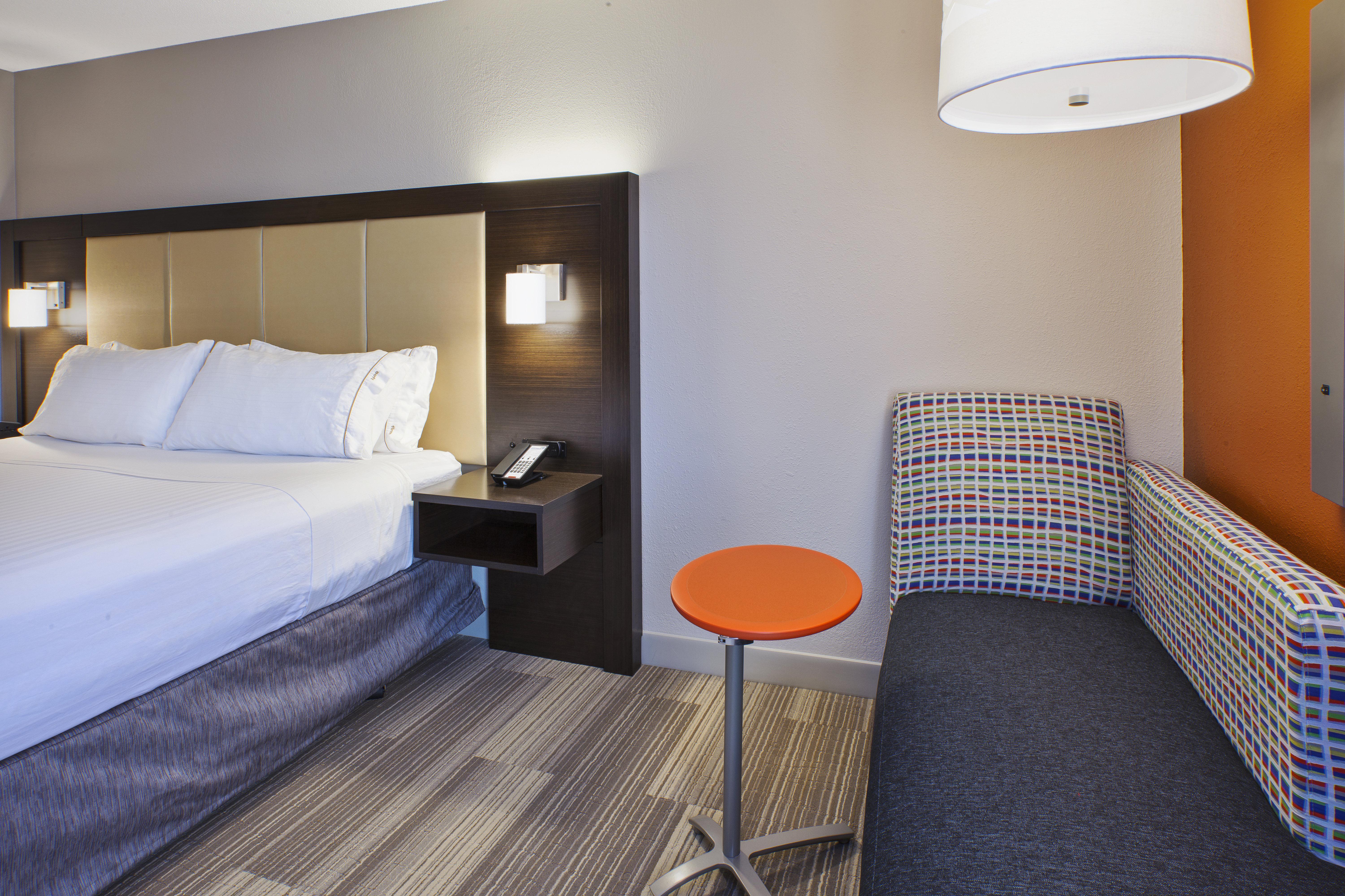 Holiday Inn Express & Suites Chicago-Midway Airport By Ihg Bedford Park Экстерьер фото