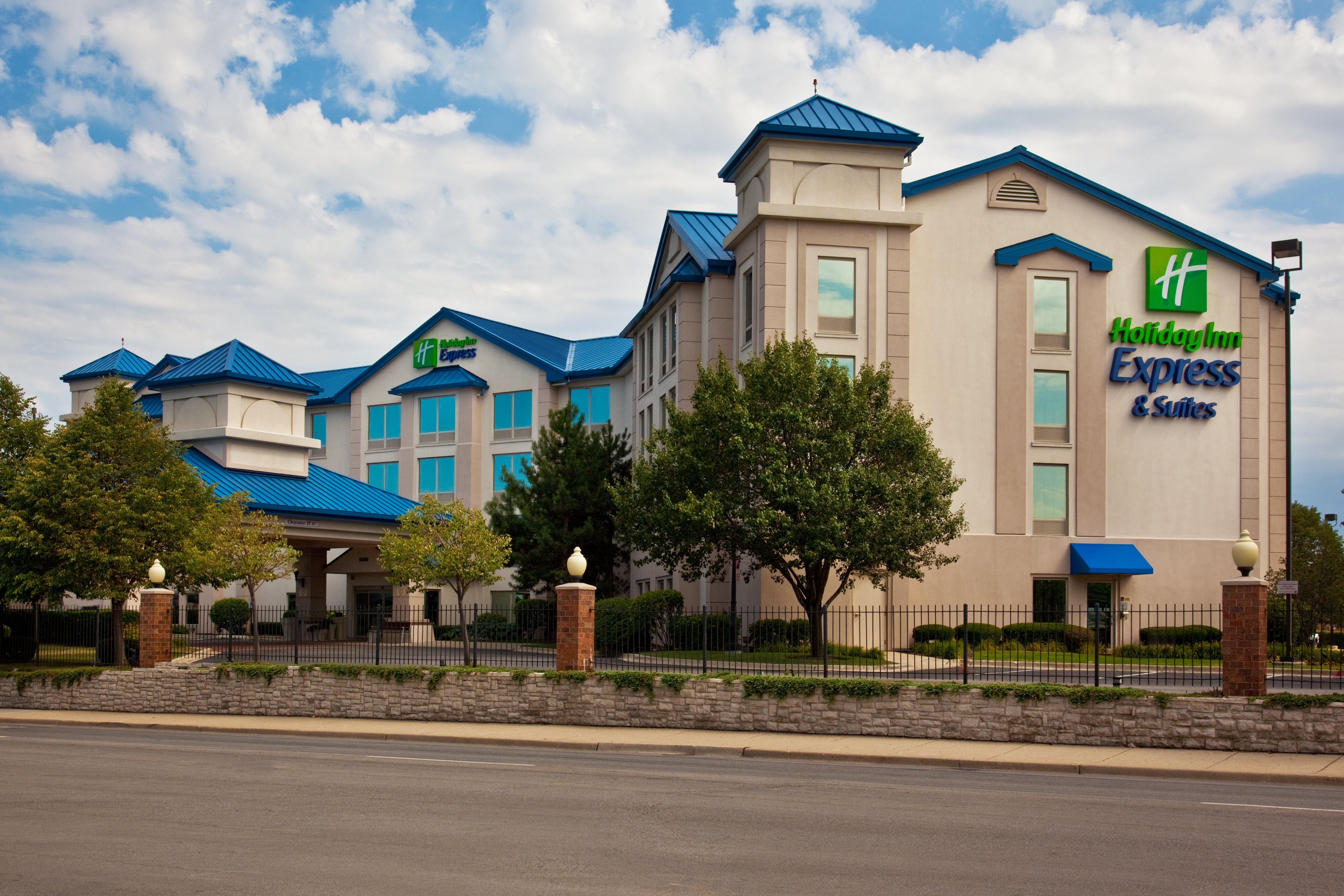 Holiday Inn Express & Suites Chicago-Midway Airport By Ihg Bedford Park Экстерьер фото