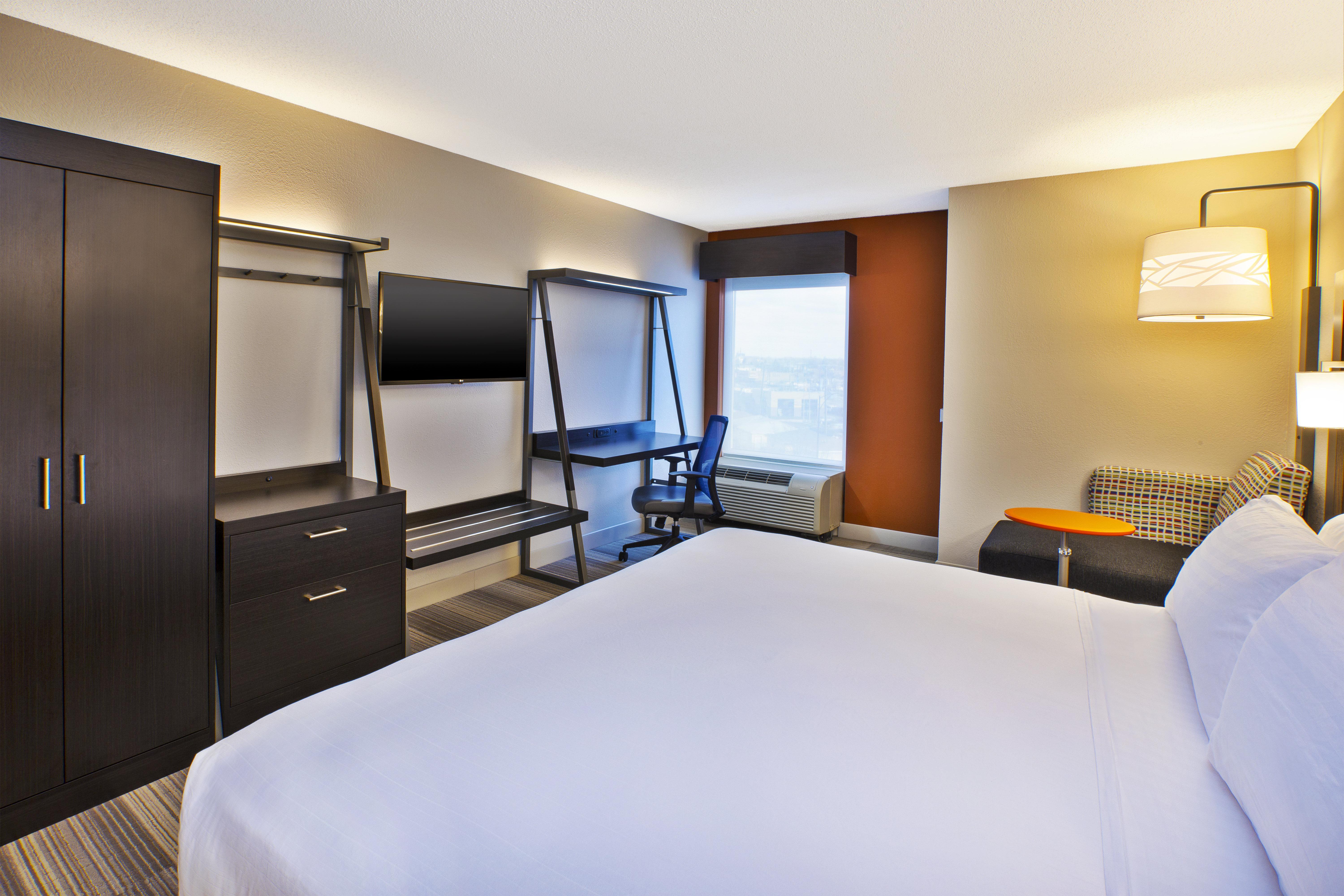 Holiday Inn Express & Suites Chicago-Midway Airport By Ihg Bedford Park Экстерьер фото